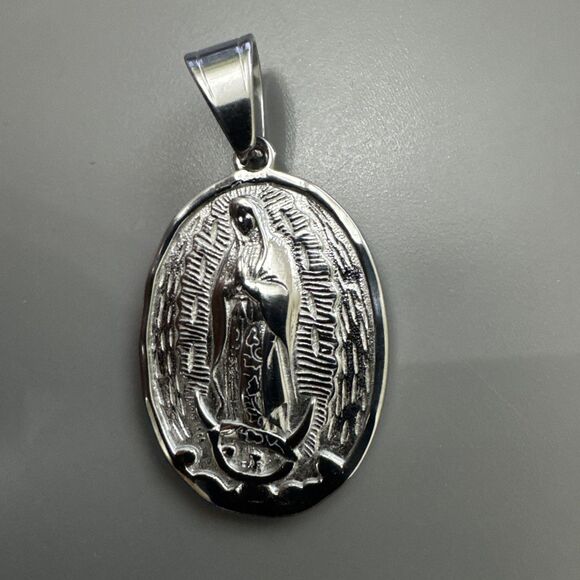 Virgin Mary Stainless Steel Pendant Jesus Christ Religious Faith 24 Inch Necklac - Picture 2 of 7